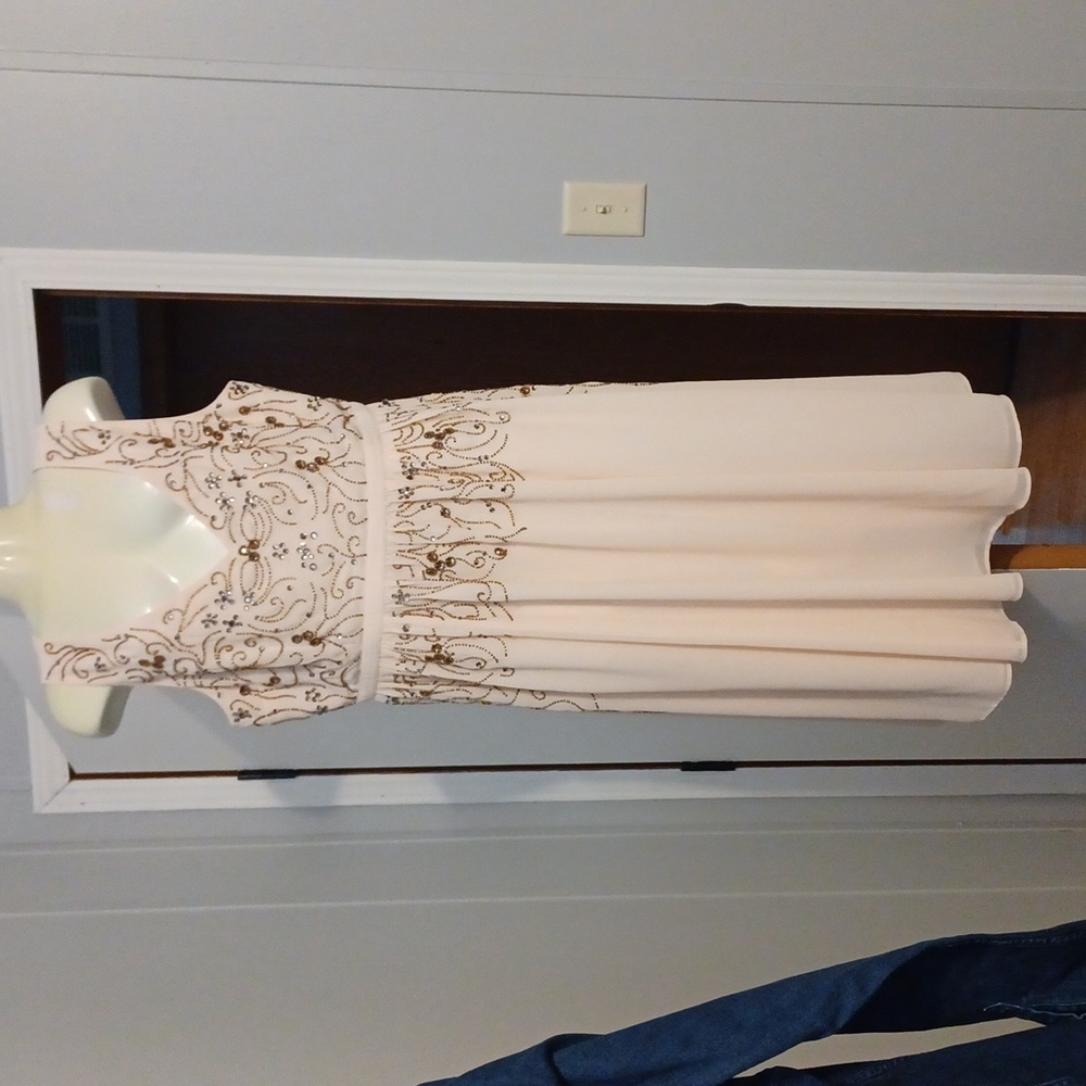 New! Beautiful blush pink dress